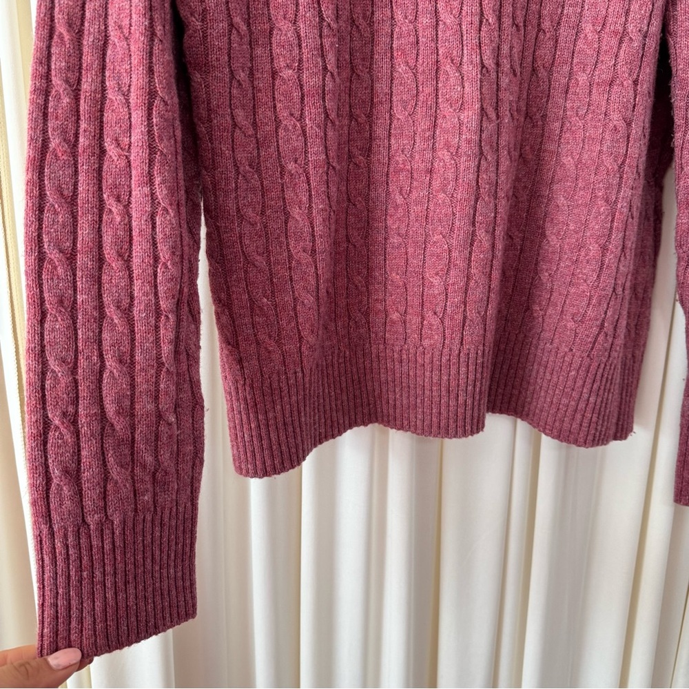 L.L. Bean Women's Vintage Cable Knit‎ Sweater Pink Size Medium Wool Blend Winter - Picture 2 of 4